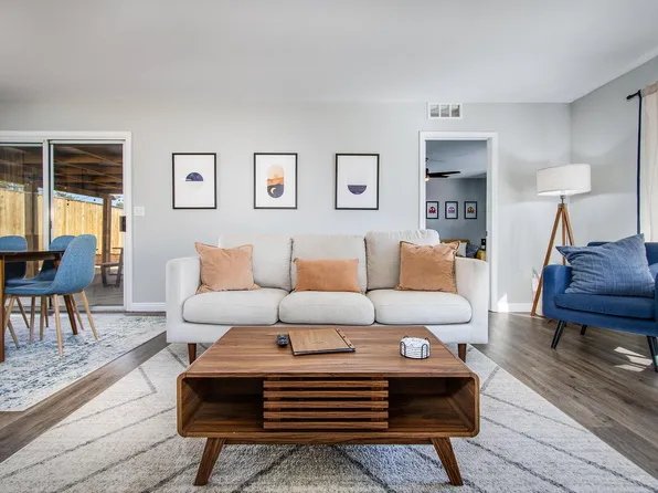 6886 Hillview Rd, Joshua Tree, CA 92252