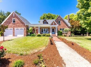 294 Bonifacio Ln, Roseburg, OR 97471