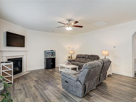 3rd image of 2580 Redwood Hill Ct