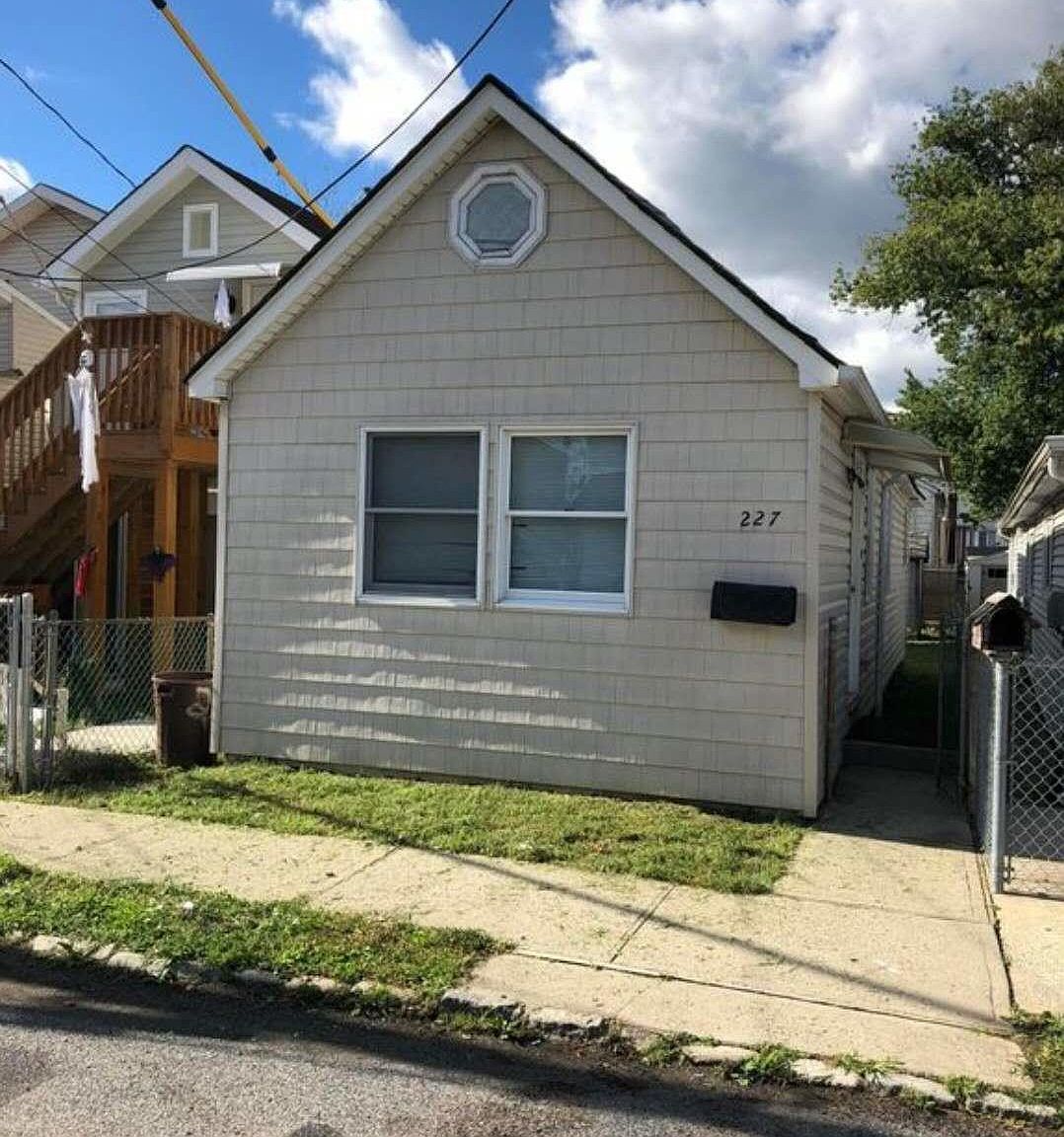 227 Grimsby St, Staten Island, NY 10306 Zillow