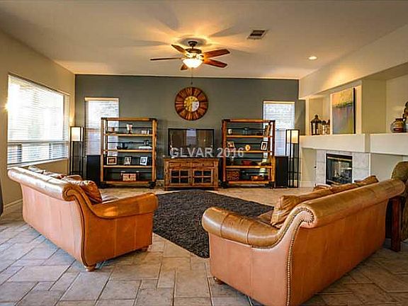 5th image of 9571 Castillana Ct