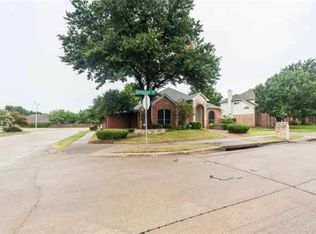 1076 Jennifer Pl, Lewisville, TX 75077