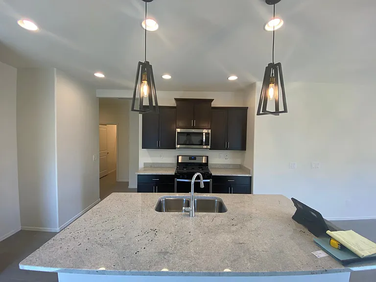 10731 W Dickerson Dr — Photo 5