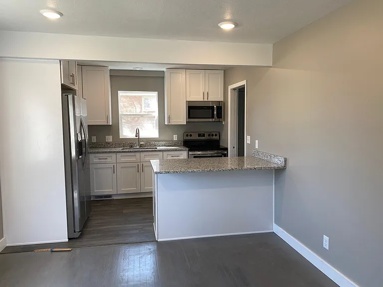 2105 N 63rd St — Photo 3