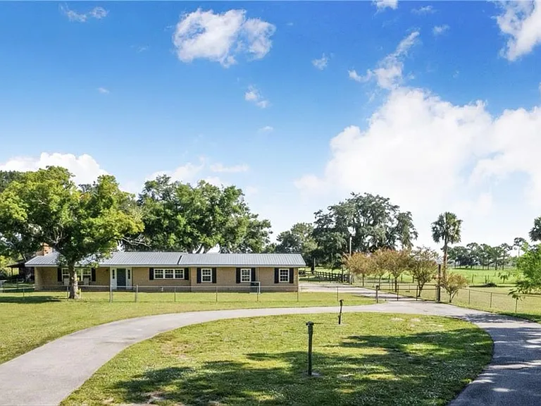 4854 E Hinson Ave — Photo 9