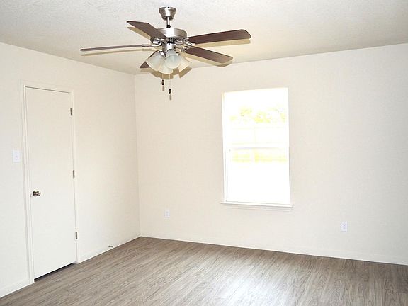 5th image of 5709 Rustler Dr