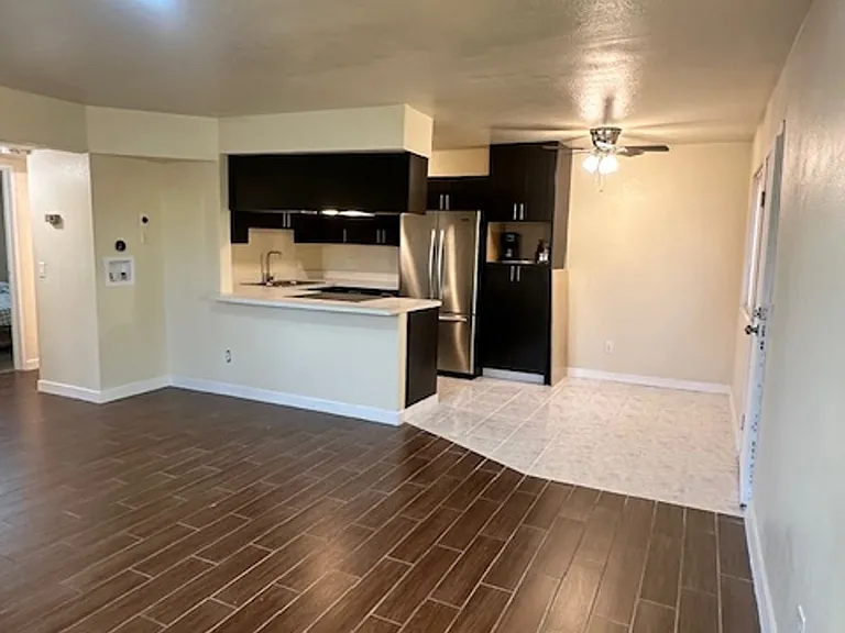 4920 Stanley Ave — Photo 6