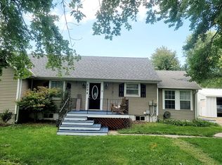 409 E 3rd St, Burlington Junction, MO 64428
