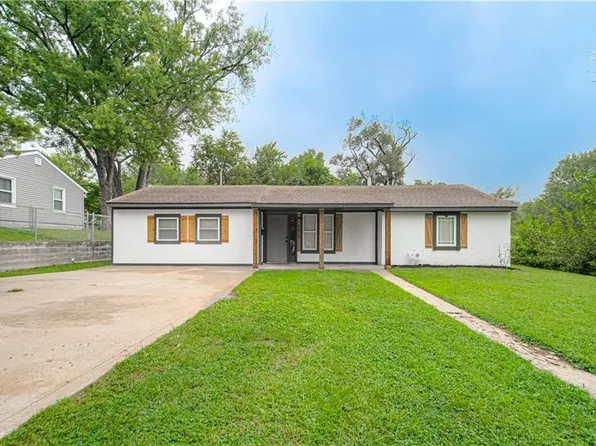 5017 Edgehill St, Kansas City, KS 66106