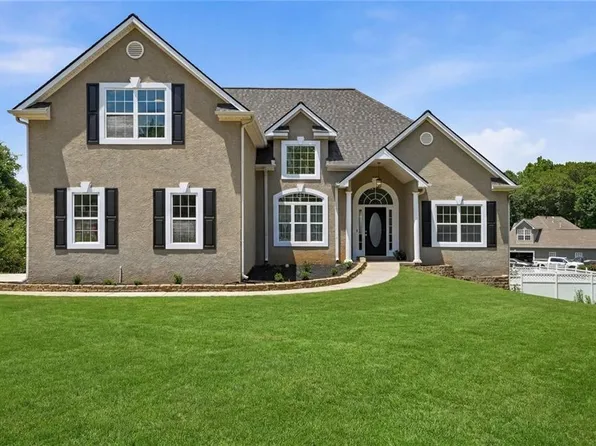 705 Gatwick Ct, Locust Grove, GA 30248