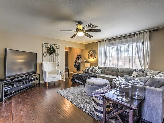 5th image of 901 Carmel Shores Dr