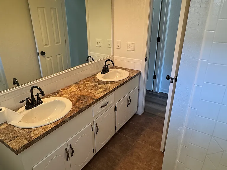 5605 Briargrove Dr — Photo 20