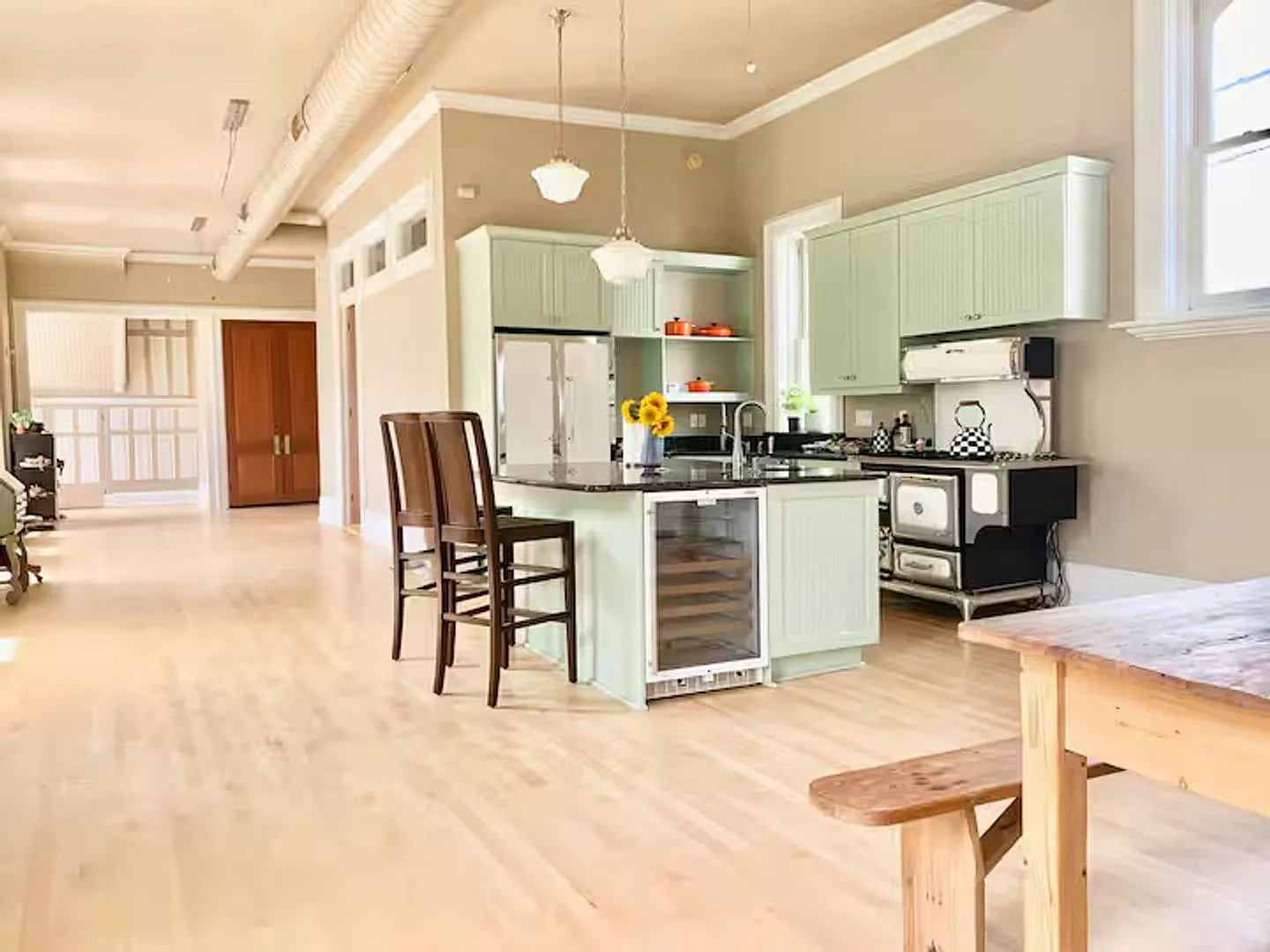 2000 Sq./Ft. Upper Floor Unit in Heart of Downtown MKE — Photo 1