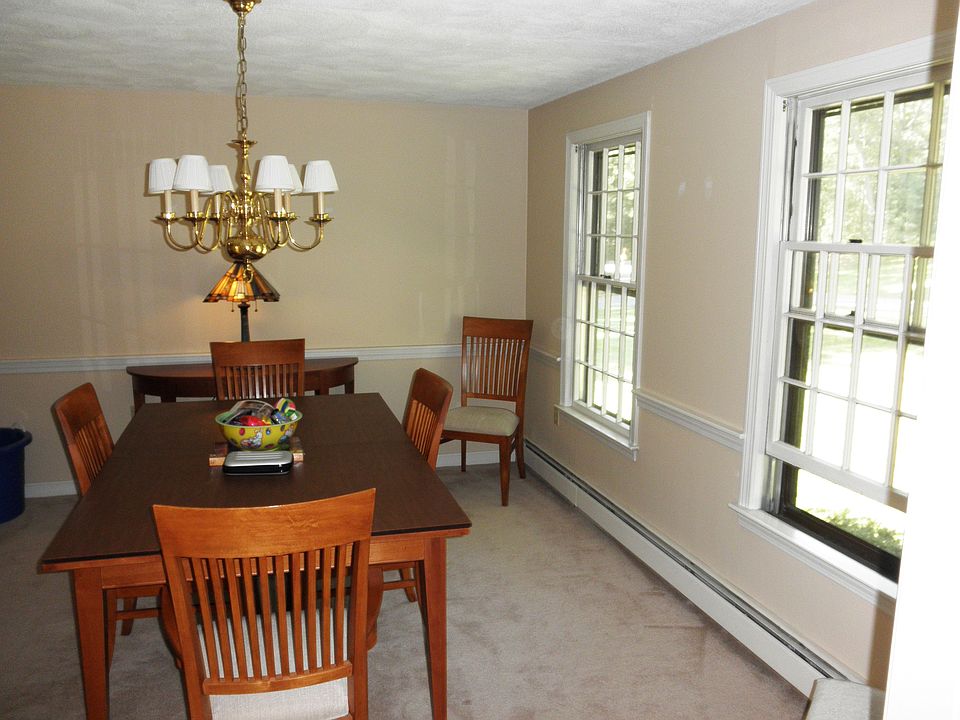 2nd image of 2 Copley Dr