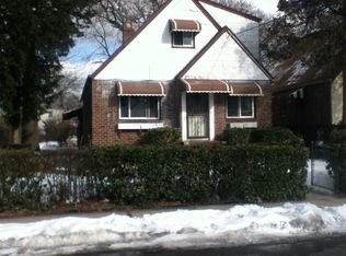 11627 196th St, Saint Albans, NY 11412