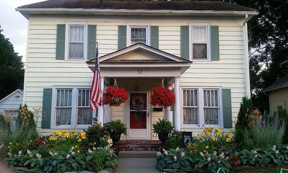 1st image of 12 Franklin Ave