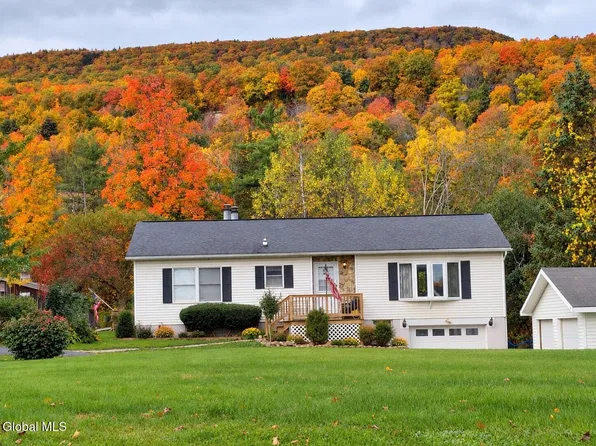 2764 New Scotland Road, Voorheesville, NY 12186