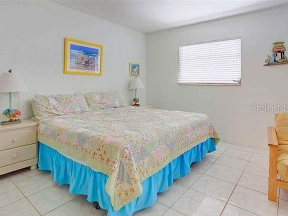 4th image of 312 Parkdale Dr