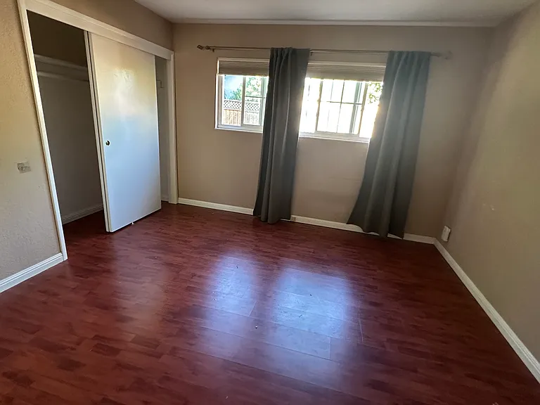 3961 Kern Ct — Photo 6