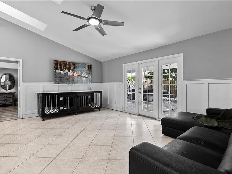 1560 Yachtman Pl — Photo 12