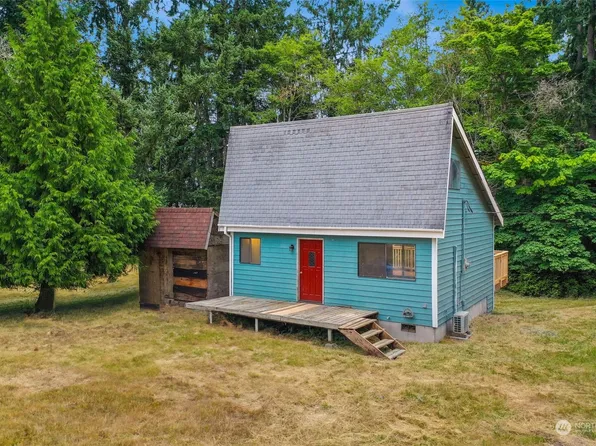 406 E Madrona Boulevard NW, Lakebay, WA 98349