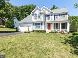 19308 Bothwell Ct, Triangle, VA 22172