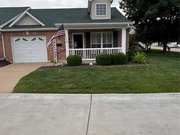 138 Green Gables Dr, Wentzville, MO 63385