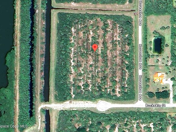 3rd image of 8576 Horseshoe Ave