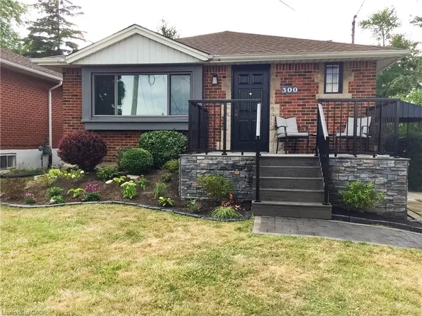300 E 45th St, Hamilton, ON L8T 3K8