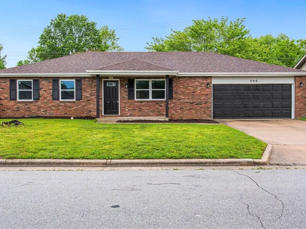 206 W Hunter Drive, Nixa, MO 65714