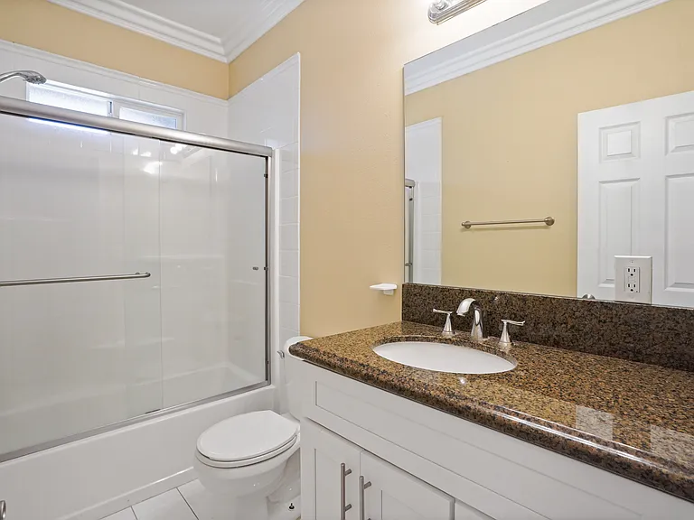 10562 Lexington St — Photo 23