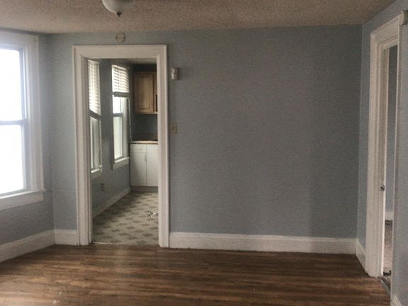 3rd image of 68 Weber Ave
