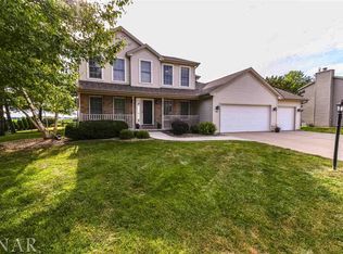 402 N Delane Dr, Heyworth, IL