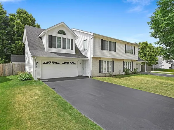 2805 Dorothy Dr, Aurora, IL 60504