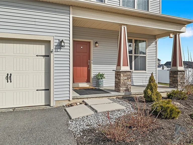 4809 Lepinske Farm Pl — Photo 2
