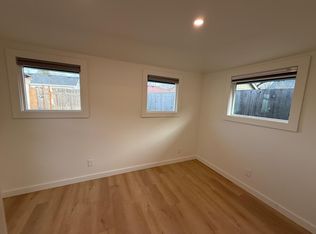 1553 Charnelton St #1/2, Eugene, OR 97401