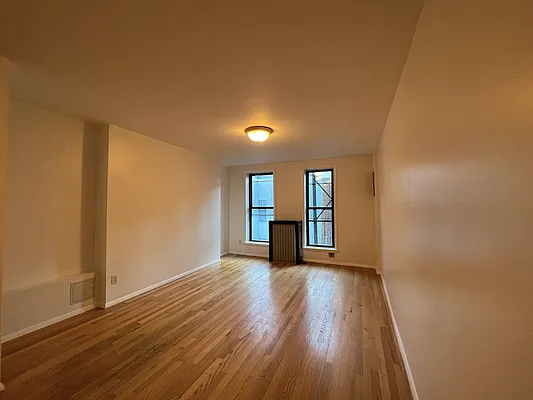 Rented by Compass | media 19