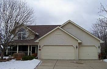 3rd image of 10156 Elm Creek Trl N