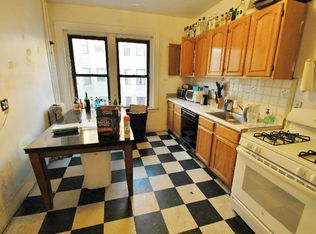 114 Hemenway St #3E, Boston, MA 02115