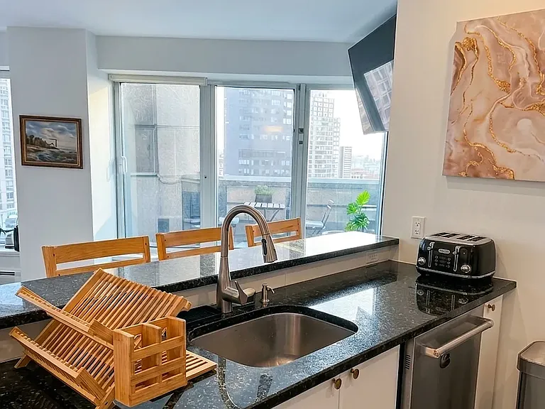 150 W 56th St #2810 — Photo 8