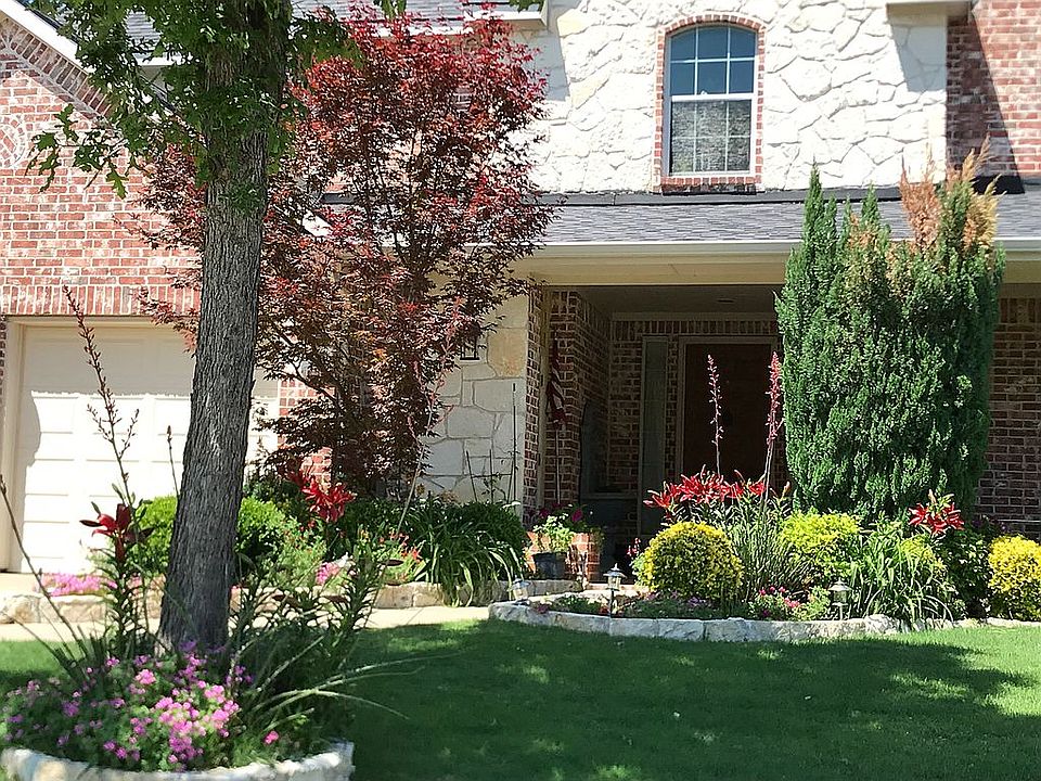 1st image of 8604 Brook Hollow Dr