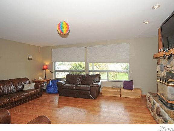 3rd image of 44429 228th Ave SE