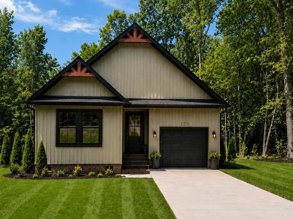 123 Chapel Hill Dr, Troy, NC 27371