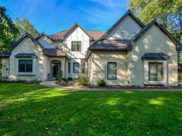 5840 Wild Rose Lane, Eau Claire, WI 54701