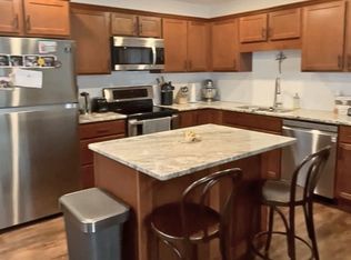 3220 Gateway - Unit B, Eau Claire, WI 54701