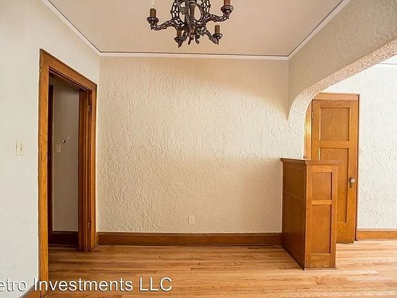 5th image of 904A E Center St #A