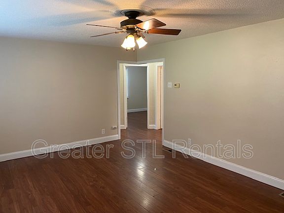 2nd image of 111 Cumberland Ave
