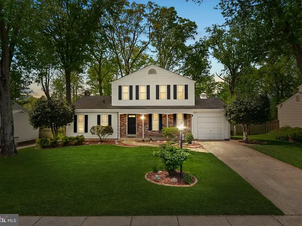 14810 Cranoke St, Centreville, VA 20120