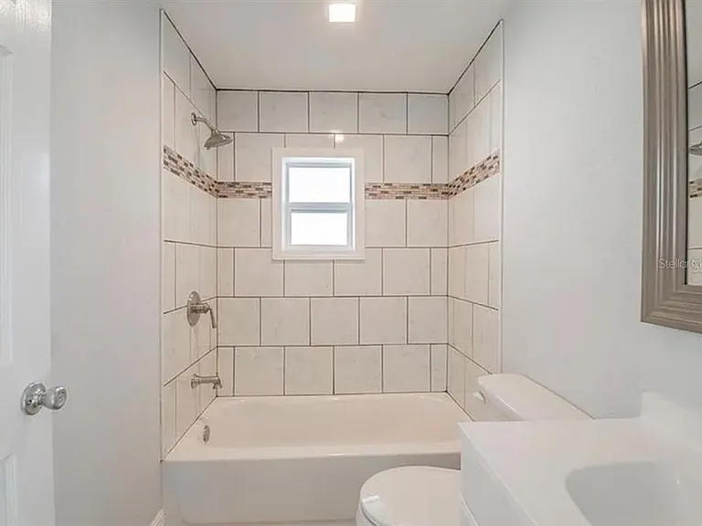 313 24th Ave E — Photo 21