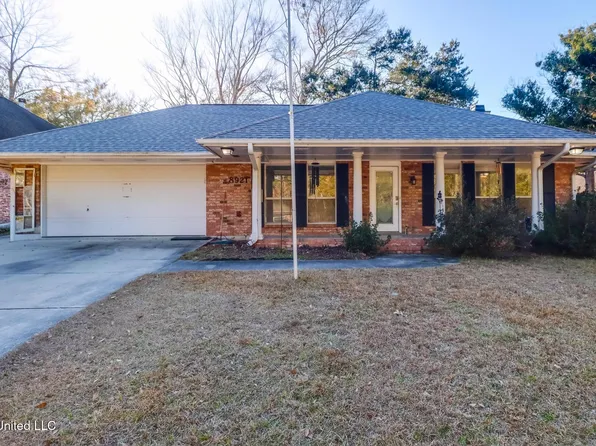 8921 Hanalei Cir, Diamondhead, MS 39525